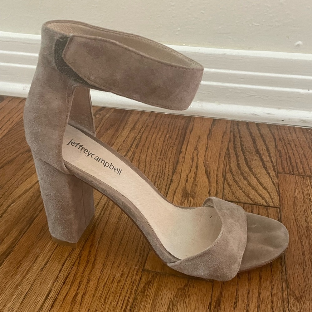 Jeffrey Campbell size 8.5